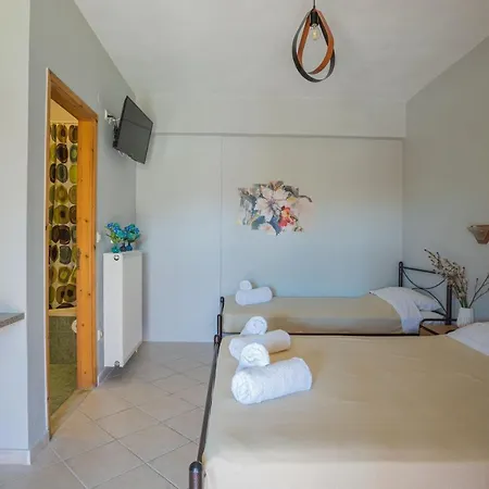 Orange Guest house Vasiliki (Lefkada)